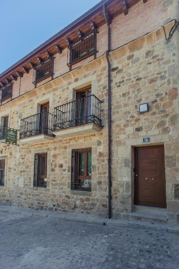 Hotel Rural Pinares De Soria Molinos de Duero Buitenkant foto